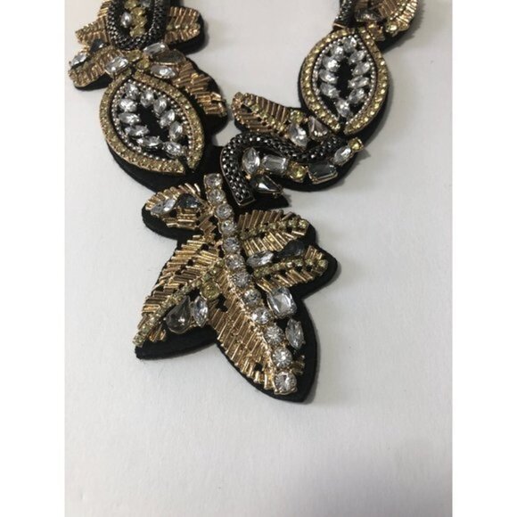 Baroque Statement Necklace - Picture 5 of 6